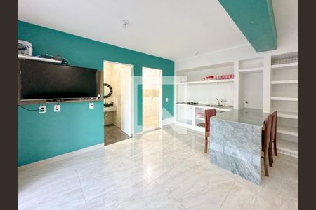 Sala de TV de casa para alugar com 1 quarto, 70m² em Forquilhas, São José