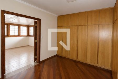 Suíte de casa para alugar com 3 quartos, 250m² em Olímpico, São Caetano do Sul