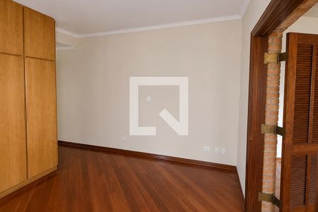 Suíte de casa para alugar com 3 quartos, 250m² em Olímpico, São Caetano do Sul