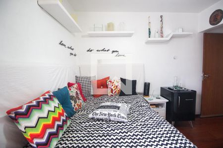 Suíte de apartamento à venda com 3 quartos, 136m² em Real Parque, São Paulo