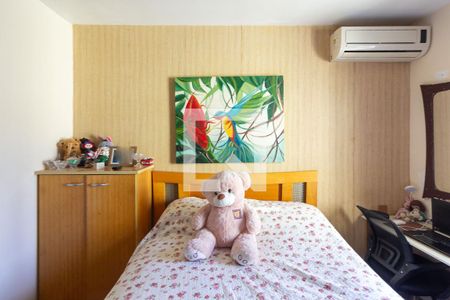 Quarto 2 de casa à venda com 2 quartos, 120m² em Vila do Castelo, São Paulo