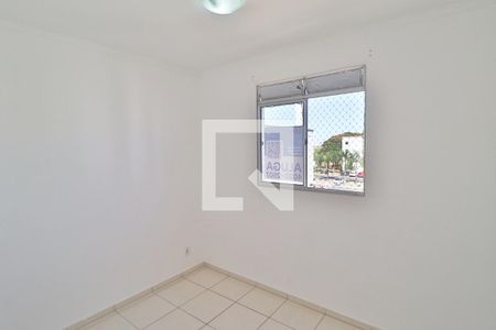 Quarto 1 de apartamento para alugar com 2 quartos, 43m² em Gávea, Uberlândia