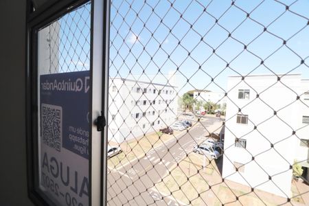 Plaquinha de apartamento para alugar com 2 quartos, 43m² em Gávea, Uberlândia