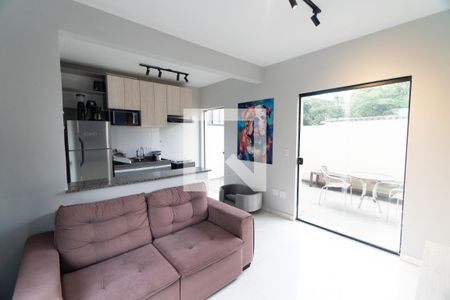 Sala/Cozinha de apartamento para alugar com 1 quarto, 80m² em Vila Santa Catarina, São Paulo