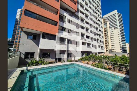 Piscina de apartamento à venda com 1 quarto, 24m² em Vila Nova Conceição, São Paulo