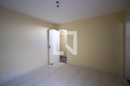 Suíte de casa para alugar com 2 quartos, 100m² em Colubandê, São Gonçalo