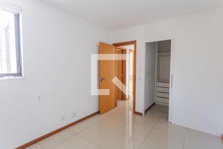 Suíte de apartamento à venda com 2 quartos, 80m² em Santa Tereza, Belo Horizonte