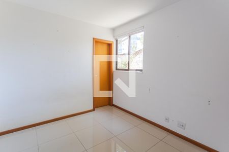 Suíte de apartamento à venda com 2 quartos, 80m² em Santa Tereza, Belo Horizonte