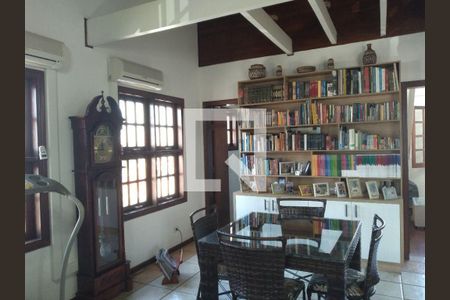 Casa à venda com 3 quartos, 152m² em Vila Pedro Moreira, Guarulhos