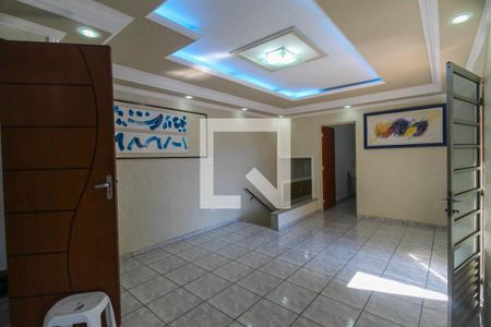 Sala de casa à venda com 4 quartos, 225m² em Vila Rica, São Paulo