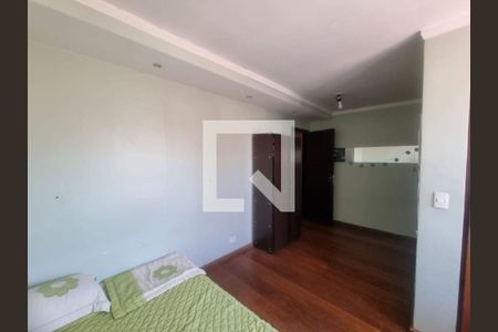 Casa à venda com 3 quartos, 220m² em Jardim Santa Mena, Guarulhos