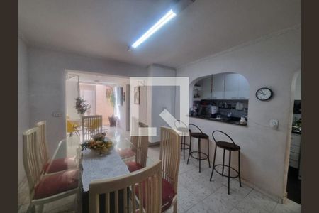 Casa à venda com 3 quartos, 220m² em Jardim Santa Mena, Guarulhos