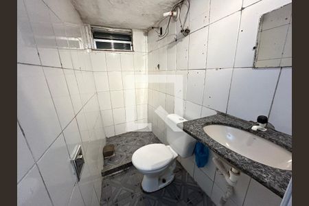 Banheiro de casa para alugar com 1 quarto, 101m² em Engenheiro Belford, Nilópolis