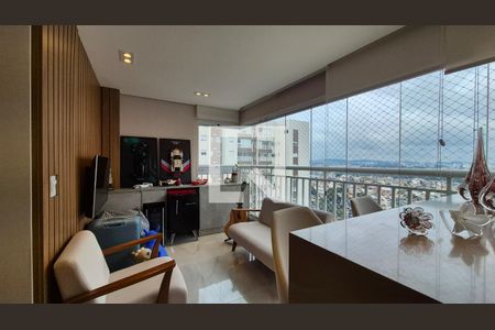 Sala de apartamento à venda com 2 quartos, 90m² em Vila Apiai, Santo André