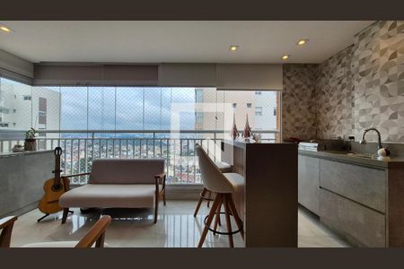 Sala de apartamento à venda com 2 quartos, 90m² em Vila Apiai, Santo André