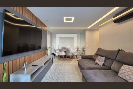 Sala de apartamento à venda com 2 quartos, 90m² em Vila Apiai, Santo André