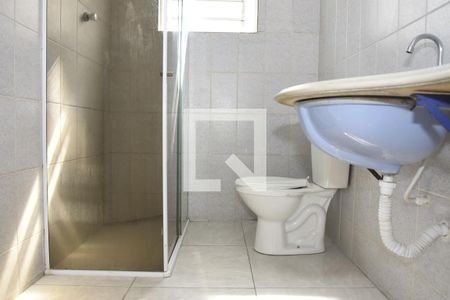 Banheiro de casa para alugar com 1 quarto, 40m² em Jardim Sao Vicente, Embu das Artes