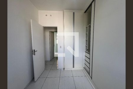 Quarto 1 de apartamento para alugar com 2 quartos, 52m² em Floramar, Belo Horizonte