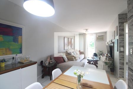 Sala de apartamento à venda com 2 quartos, 78m² em Barra da Tijuca, Rio de Janeiro