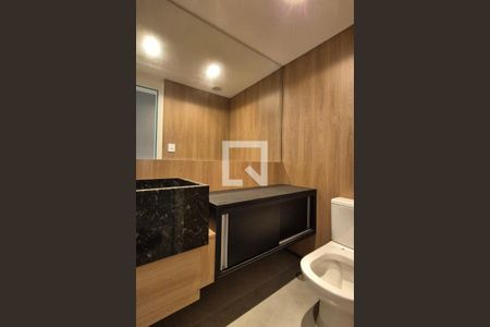 Lavabo  de apartamento para alugar com 3 quartos, 126m² em Cambuí, Campinas