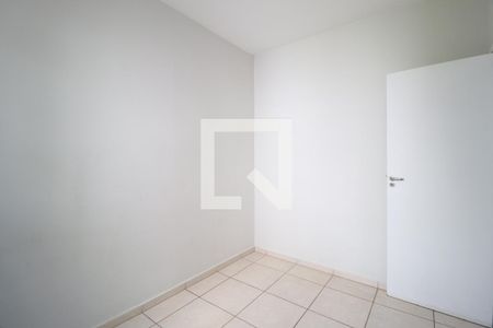 Quarto 1 de apartamento para alugar com 3 quartos, 56m² em Gávea, Uberlândia