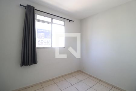 Quarto 2 de apartamento para alugar com 3 quartos, 56m² em Gávea, Uberlândia