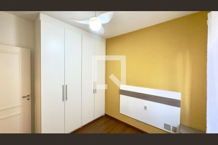 Quarto de apartamento à venda com 3 quartos, 75m² em Parque das Flores, Campinas