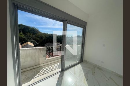 Sala de casa de condomínio para alugar com 3 quartos, 203m² em Jardim Nova Coimbra, Cotia
