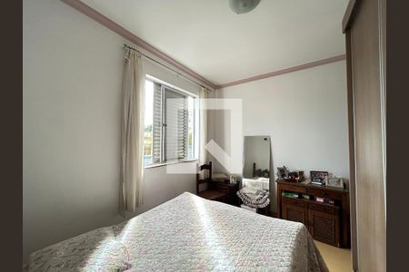 Apartamento à venda com 3 quartos, 150m² em Heliópolis, Belo Horizonte