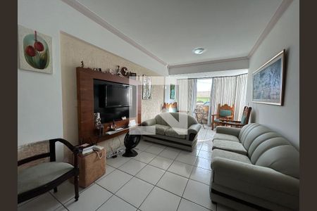 Apartamento à venda com 3 quartos, 150m² em Heliópolis, Belo Horizonte