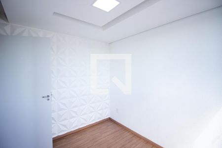 Quarto 1 de apartamento para alugar com 2 quartos, 45m² em Parque Xangri-lá, Contagem