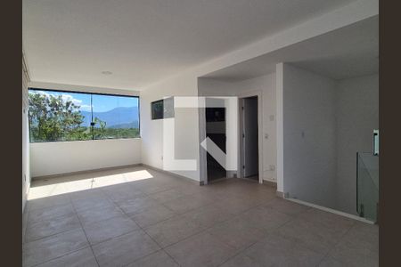 Casa de Condomínio para alugar com 3 quartos, 334m² em Recreio dos Bandeirantes, Rio de Janeiro