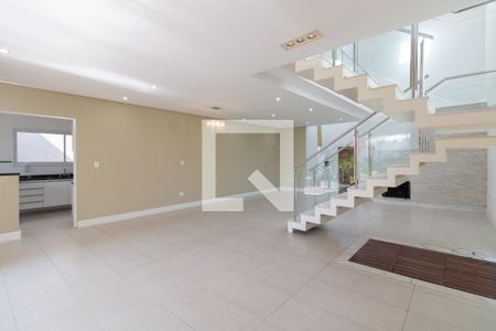 Sala de casa à venda com 3 quartos, 250m² em Adalgisa, São Paulo