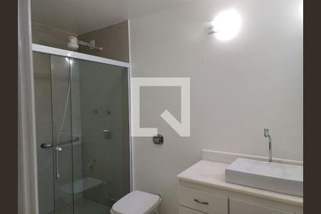 Banheiro de casa para alugar com 3 quartos, 270m² em Parque Taquaral, Campinas
