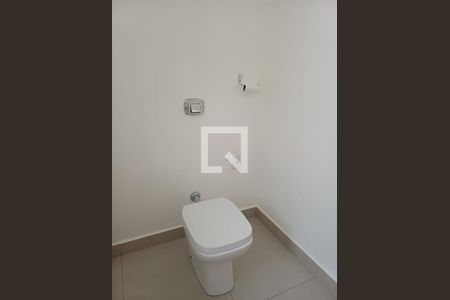 Banheiro de casa para alugar com 3 quartos, 270m² em Parque Taquaral, Campinas