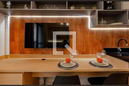 Cozinha de apartamento para alugar com 1 quarto, 28m² em Pinheiros, São Paulo