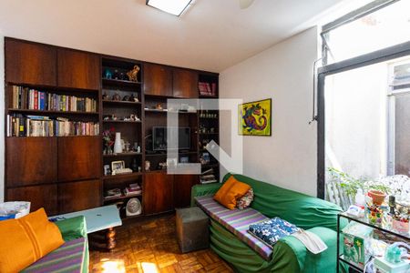 Sala de TV de casa para alugar com 4 quartos, 220m² em Jardim Leonor, São Paulo