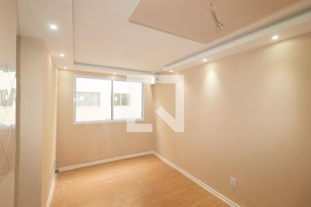 Sala de apartamento para alugar com 2 quartos, 45m² em Santa Cruz, Rio de Janeiro