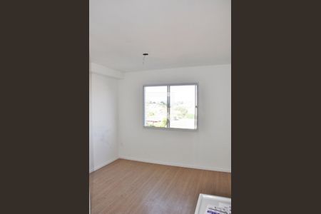 Kitnet / studio - Quarto de kitnet/studio para alugar com 1 quarto, 17m² em Jardim Jaragua, São Paulo