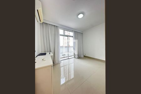 Apartamento para alugar com 3 quartos, 107m² em Leblon, Rio de Janeiro