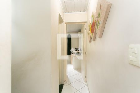 Corredor  de casa de condomínio à venda com 2 quartos, 58m² em Jardim Norma, São Paulo