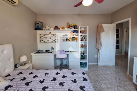 Quarto 1 de casa à venda com 4 quartos, 400m² em Engenho do Mato, Niterói