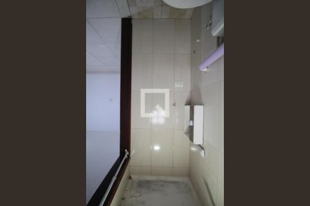Banheiro da Suíte 1 de casa à venda com 6 quartos, 117m² em Jardim Tres Irmaos, Taboão da Serra