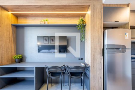 Quarto de kitnet/studio para alugar com 1 quarto, 26m² em Boa Vista, Porto Alegre