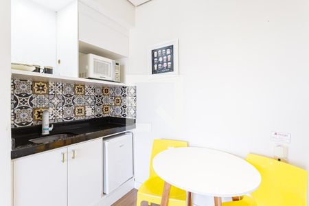 Sala/Cozinha de apartamento para alugar com 1 quarto, 33m² em Moema, São Paulo