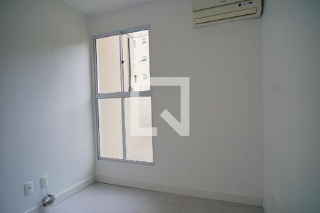 Quarto 2 de apartamento para alugar com 2 quartos, 44m² em Santa Fe, Porto Alegre