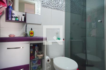 Banheiro da Suíte de apartamento à venda com 2 quartos, 69m² em São Sebastião, Porto Alegre