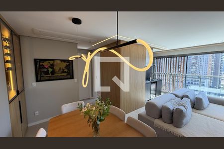Sala de apartamento à venda com 2 quartos, 75m² em Itaim Bibi, São Paulo