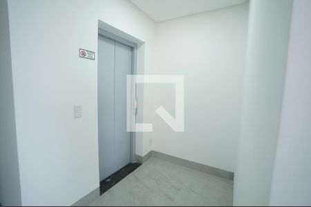 Apartamento para alugar com 4 quartos, 235m² em Jardim Goiás, Goiânia