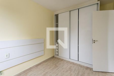quarto 1 de apartamento para alugar com 2 quartos, 55m² em Jardim Maria Duarte, São Paulo